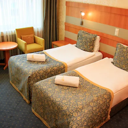 Hotel Burcman 3*