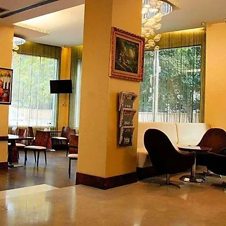 Burcman Hotel 3*