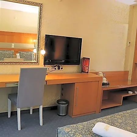 Hotel Burcman 3*